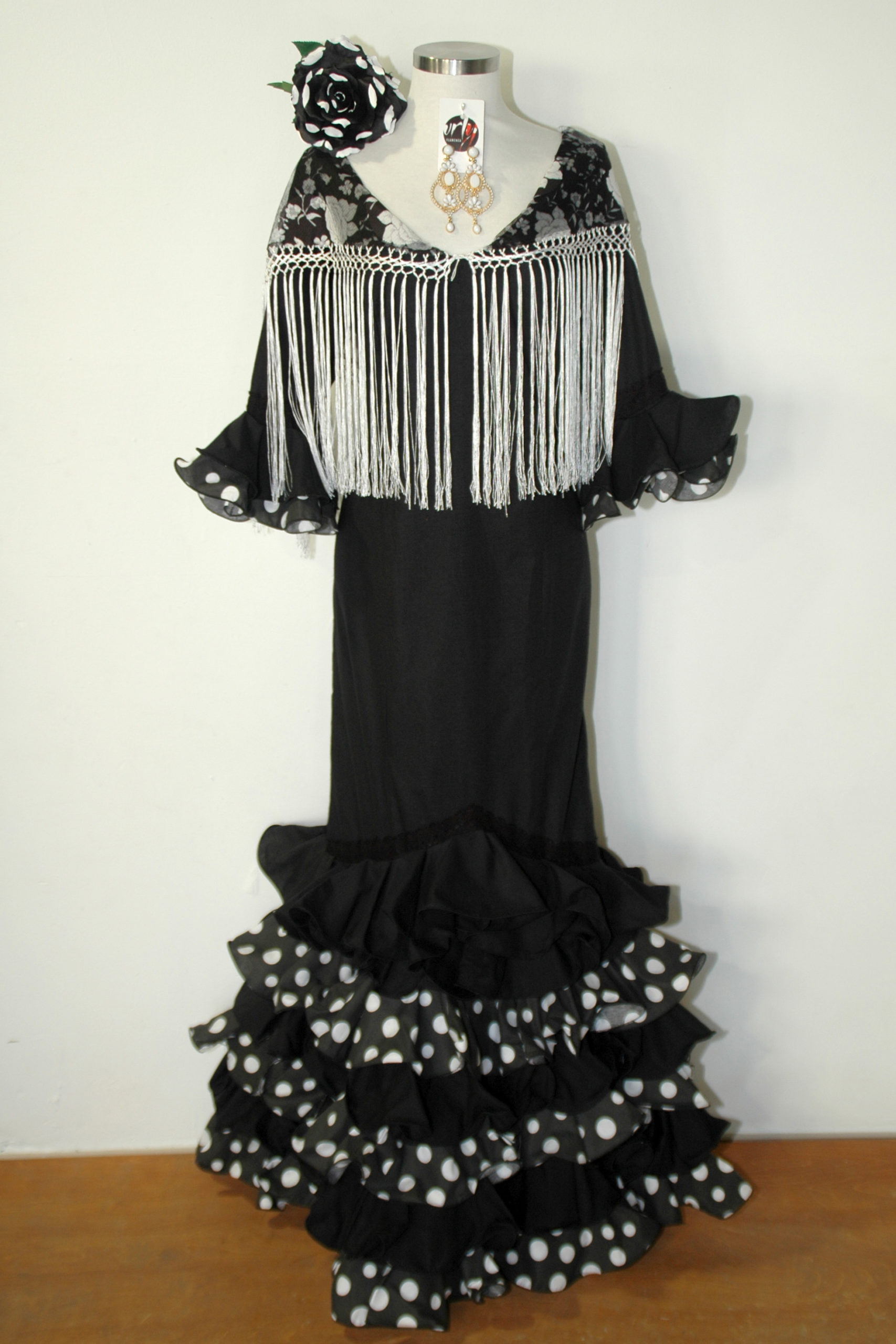 horizonte como eso Dibuja una imagen Vestido Gerena negro. Talla 50 – Urly Flamenca – Urly Moda