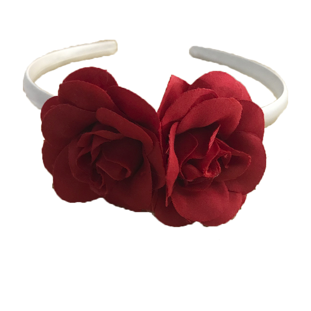Diadema blanca con flores rojas – Urly Flamenca – Urly Moda